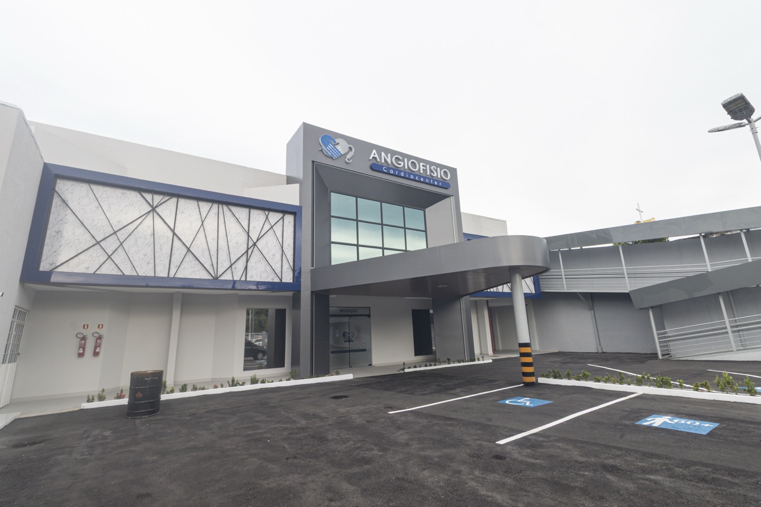 Fachada do Angiofisio Cardiocenter em Manaus